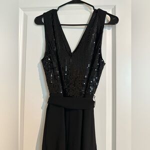 H&M Elegant Black Sequin Jumpsuit Size 12 (condition 9.5) ⭐️